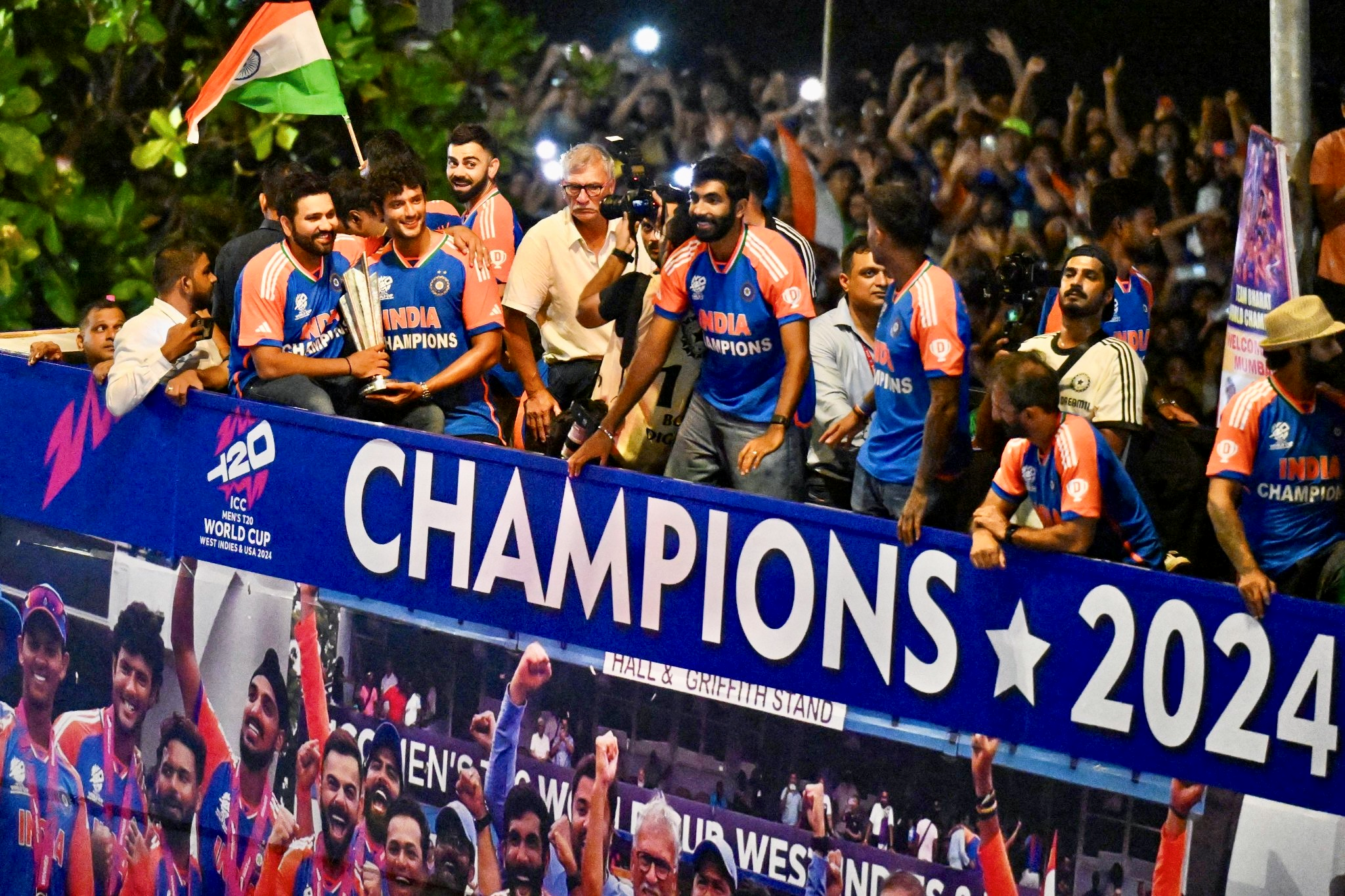 ഇന്ത്യൻ ക്രിക്കറ്റ് ടീം  വിക്‌ടറി പരേഡ്  INDIAN TEAM CELEBRATION  T20 WORLD CUP 2024 CHAMPIONS