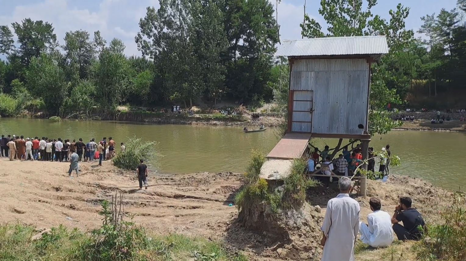 A youth drown in Baramulla Sopore