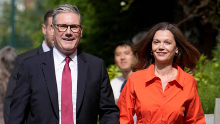 British PM-To-Be Keir Starmer with his wife Victoria.