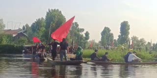 ڈل جھیل میں 9محرم کو برآمد ہوا شکاراز میں روایتی اور منفرد ماتمی جلوس