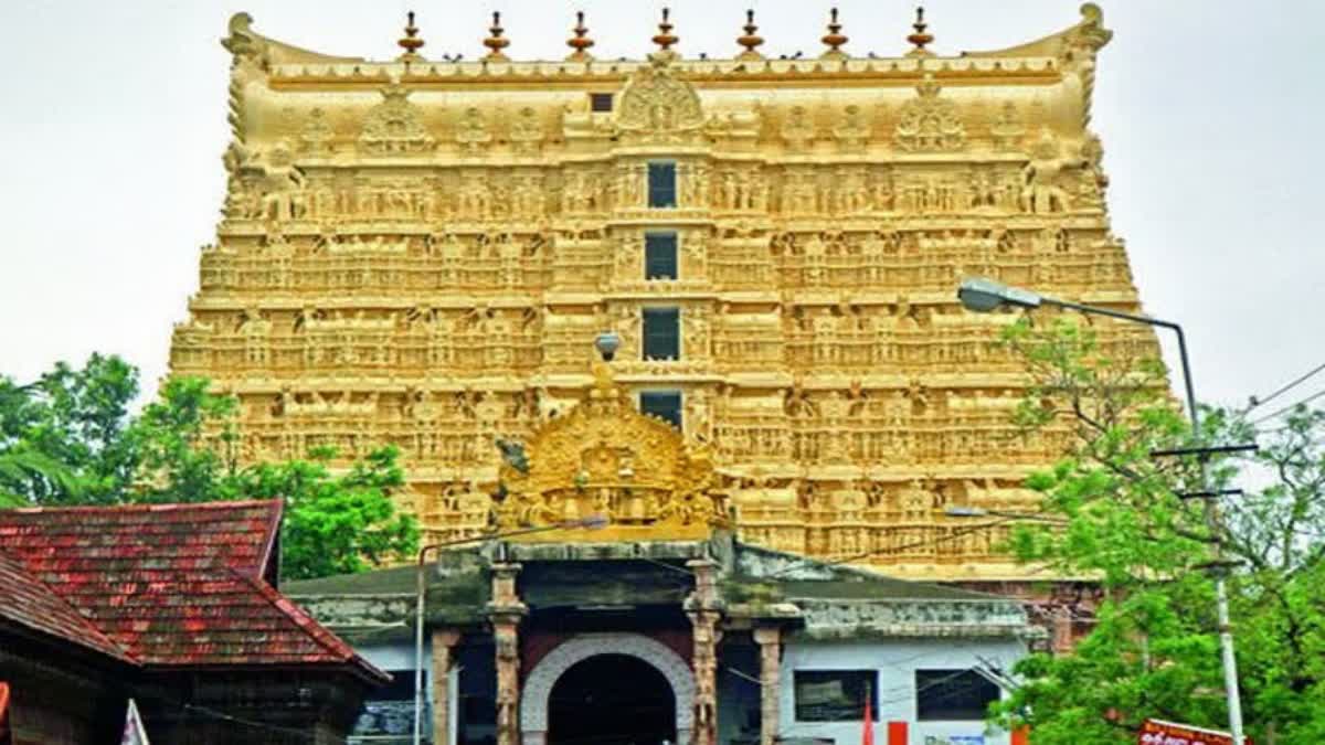 പത്മനാഭസ്വാമി ക്ഷേത്രം  Padmanabhaswamy temple  BJP demanded investigation  helicopter flew over the Padmanabhaswamy temple  ഹെലികോപ്‌ടർ  തിരുവനന്തപുരം  Padmanabhaswamy temple Trivandrum  കുമ്മനം രാജശേഖരന്‍  അന്വേഷണം ആവശ്യപ്പെട്ട് ബിജെപി