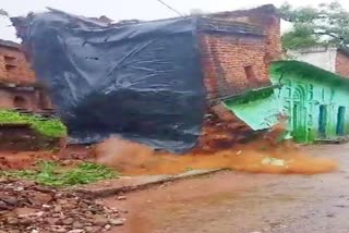 two storey old house collapsed due to rain