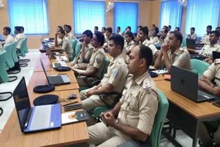 IC4 giving training to Jharkhand police