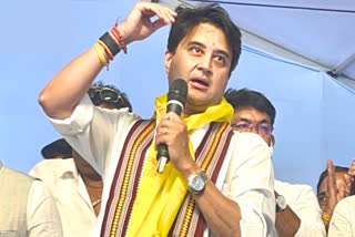 union minister jyotiraditya scindia
