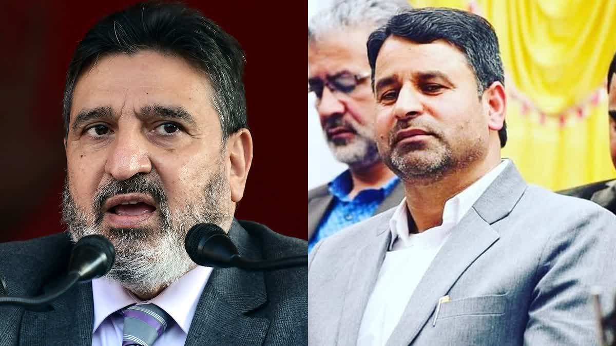 Apni Party President Altaf Bukhari (L) and former party leader Noor Mohammad