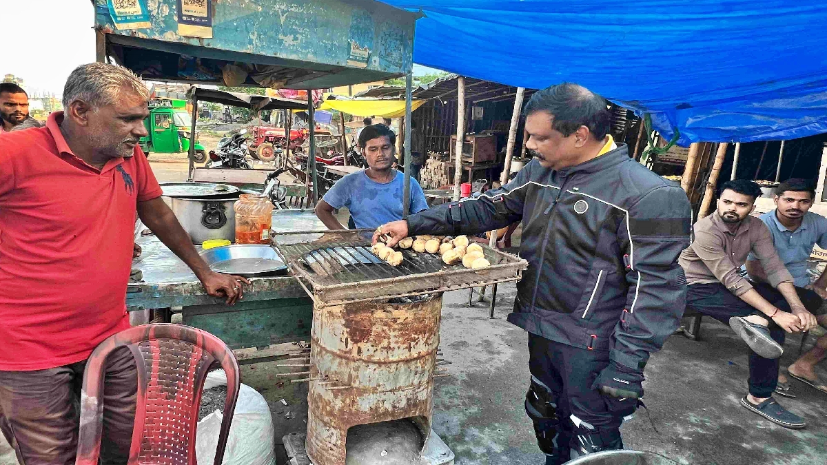 आईएस अधिकारी डॉ एस सिद्धार्थ की सादगी