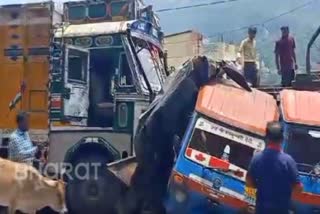 Speeding Truck Collides With Parked Autorickshaw In Rishikesh, 3 Injured