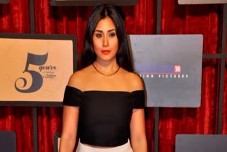 RIMI RESPONDS TO PLASTIC SURGERY  RIMI SEN REACTS TO VIRAL PICTURES  BOLLYWOOD NEWS  RIMI SEN REACTS TO PLASTIC SURGERY