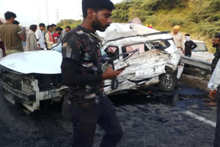 Four dead in car and trailer head on collision in Bhilwara Rajasthan