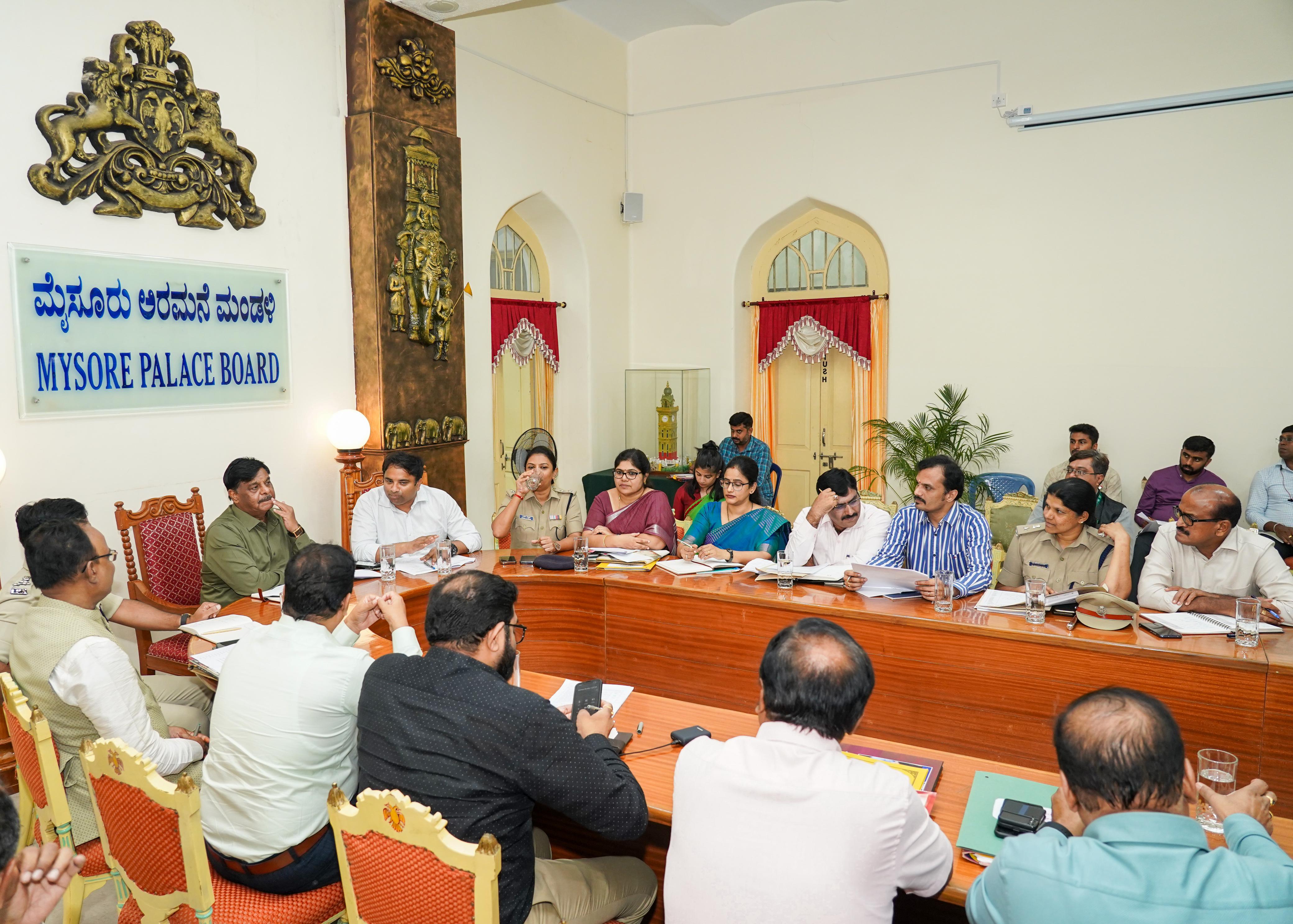 minister HC  Mahadevappa held meeting with officers on Dasara