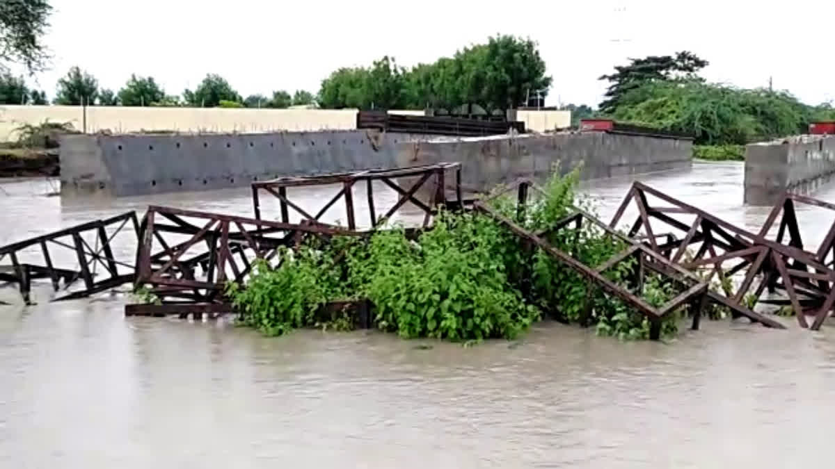 The IMD has issued a yellow alert for Alluri, Anakapalli, Visakhapatnam, Kakinada, Konaseema, Yanam, West Godavari and East Godavari