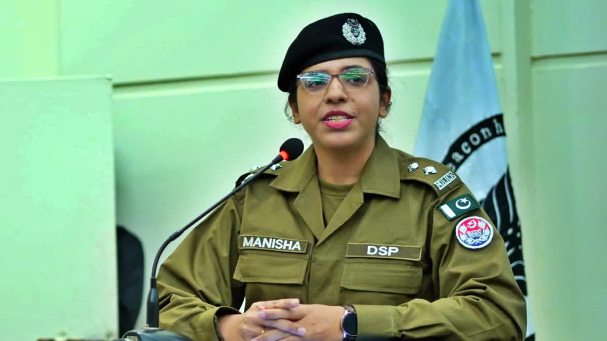 Sindh's First Female Hindu Police Officer