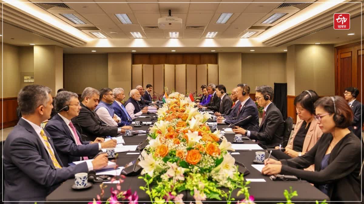 PM Modi in Singapore