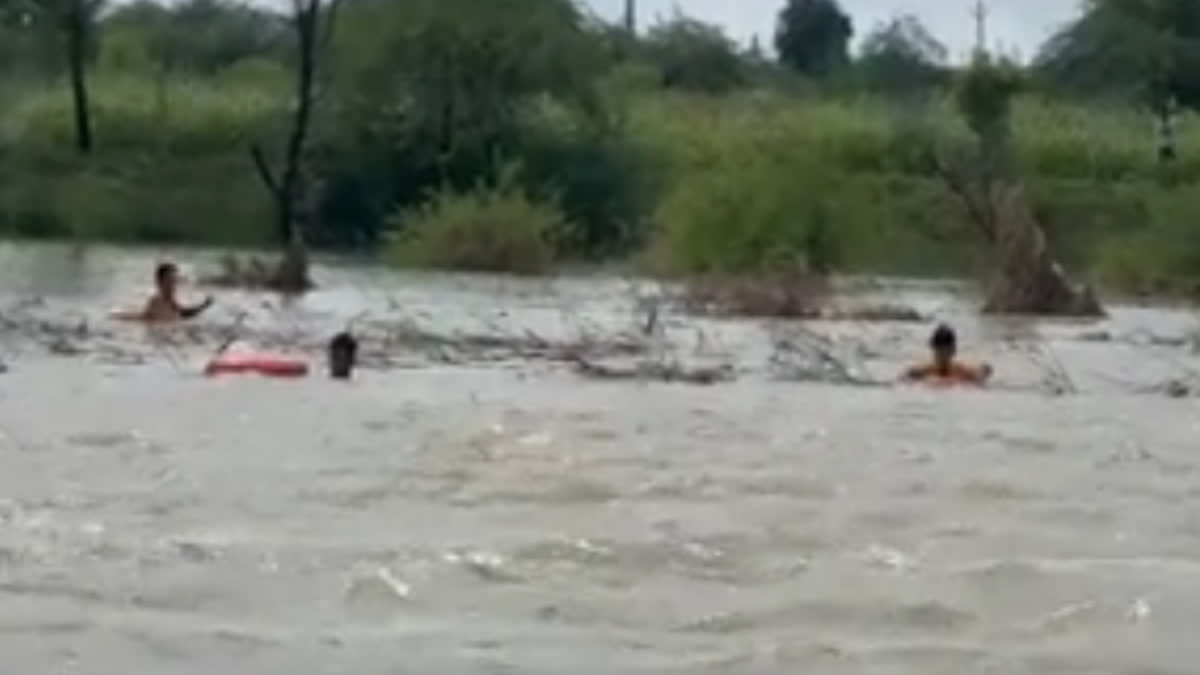 youth swept away in banas river