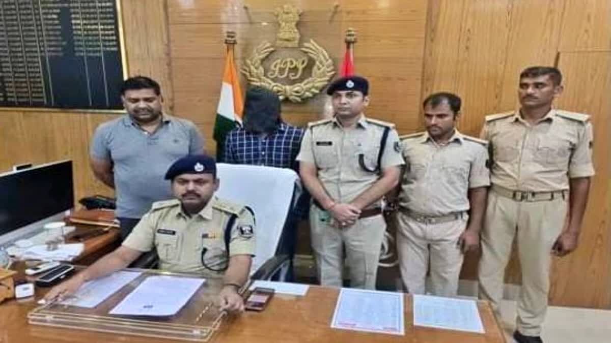 सिपाही भर्ती पेपर लीक मामले में बिहार पुलिस का जवान गिरफ्तार