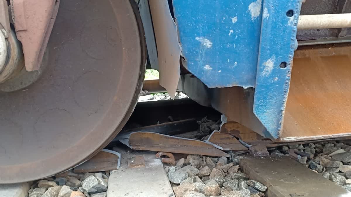 goods train derailed in sonbhadra, uttar pradesh