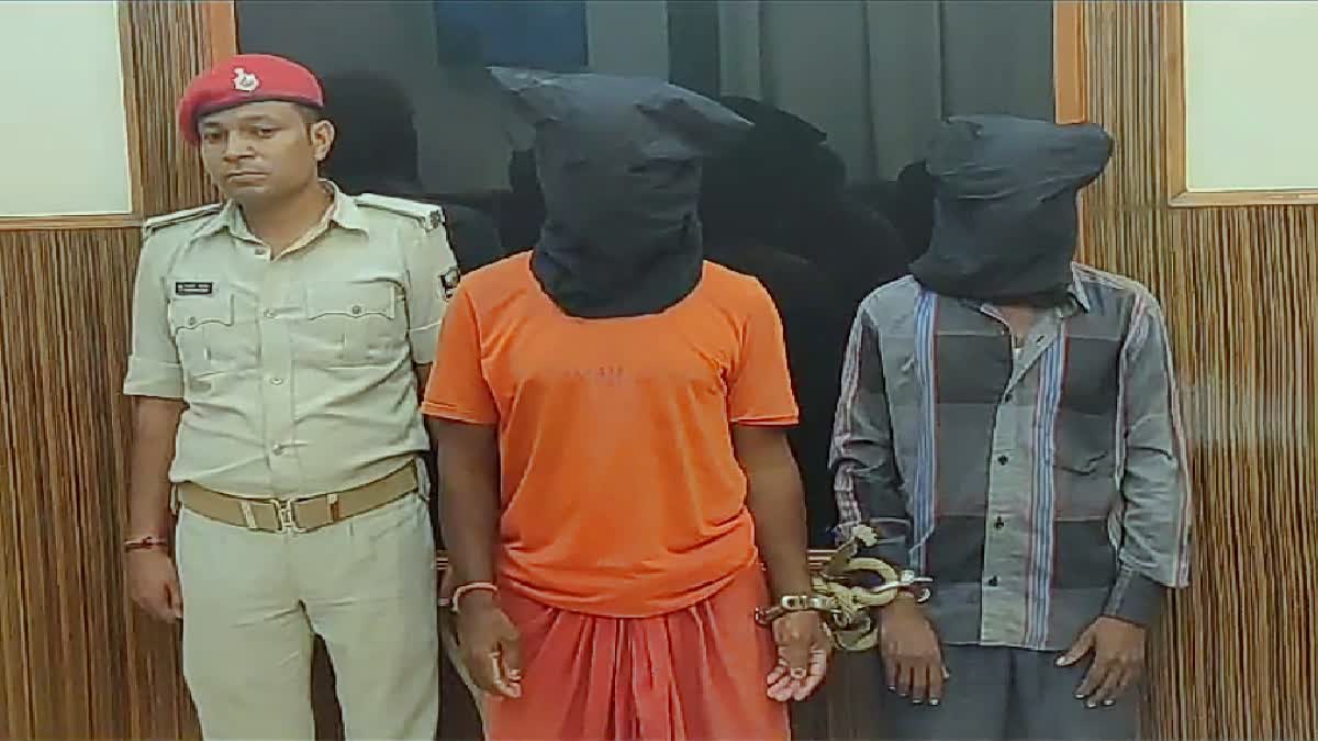 मोतिहारी में दो चरस तस्कर गिरफ्तार
