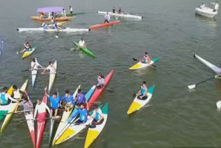 craze-of-water-sports-increases-among-youngsters-in-kashmir