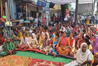 Nagla Residents Strike