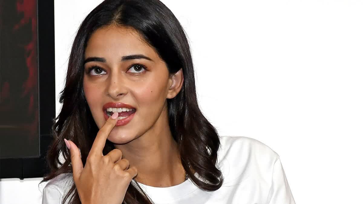 ANANYA PANDAY  BOLLYWOOD  അനന്യ പാണ്ഡെ  സി ടി ആര്‍ എല്‍ സിനിമ