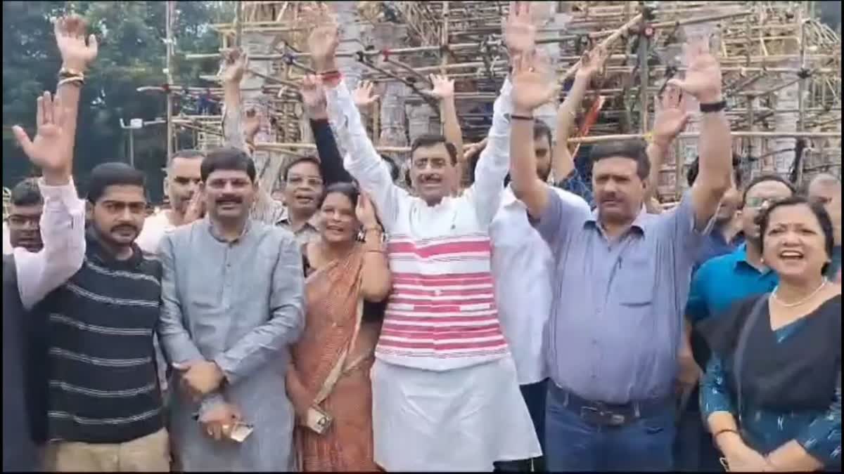 Politicians In Durga Puja