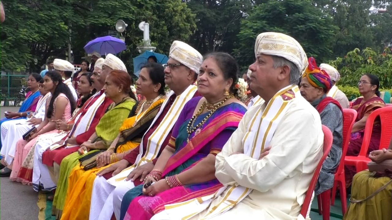 TRADITIONAL TANGA PROCESSION