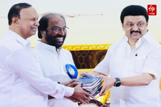 புத்தக வெளியீட்டு விழாவில், முதல்வர், சிவா, டி.ஆர்.பாலு