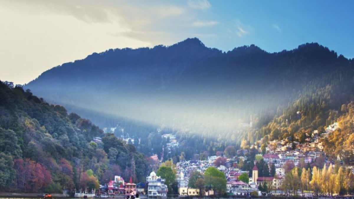 As Delhi spews poison, AQI level rises; tourists seek refuge in serene Himalayan towns