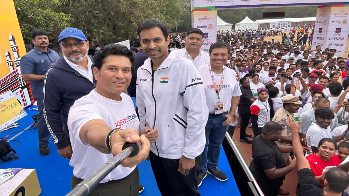 The Hyderabad Half Marathon 2023 was flagged off by India's legendary cricket, Master Blaster Sachin Tendulkar at the Gachibowli Stadium on Sunday.