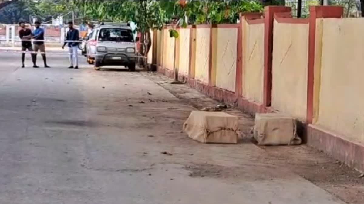 two-suspicious-boxes-found-near-shivamogga-railway-station