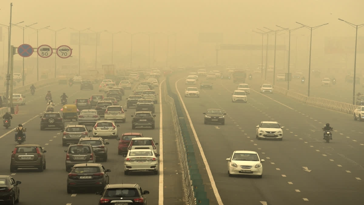 Delhi's air quality dips to 'severe plus' again, strictest curbs under pollution control plan kick in