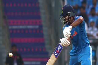 Shreyas Iyer father Santosh Iyer  Cricket World Cup 2023  Santosh Iyer  Shreyas Iyer  Shreyas Iyer Short Ball Issue  ശ്രേയസ് അയ്യര്‍  ശ്രേയസ് അയ്യര്‍ ഷോട്ട് ബോള്‍  സന്തോഷ് അയ്യര്‍