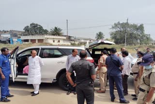 Police checked the Home Minister Mahmood ali car