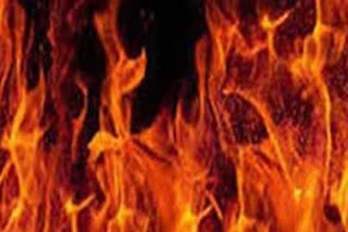 fire-incidents-in-srinagar-and-ganderbal-two-building-including-pdd-building-gutted