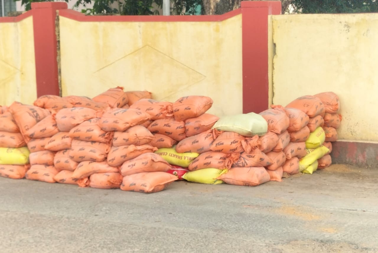 two-suspicious-boxes-found-near-shivamogga-railway-station