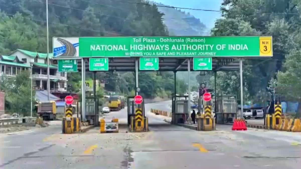 Takoli Toll Plaza and Dohlunala Toll Plaza in Mandi to Manali on Kiratpur Manali Fourlane