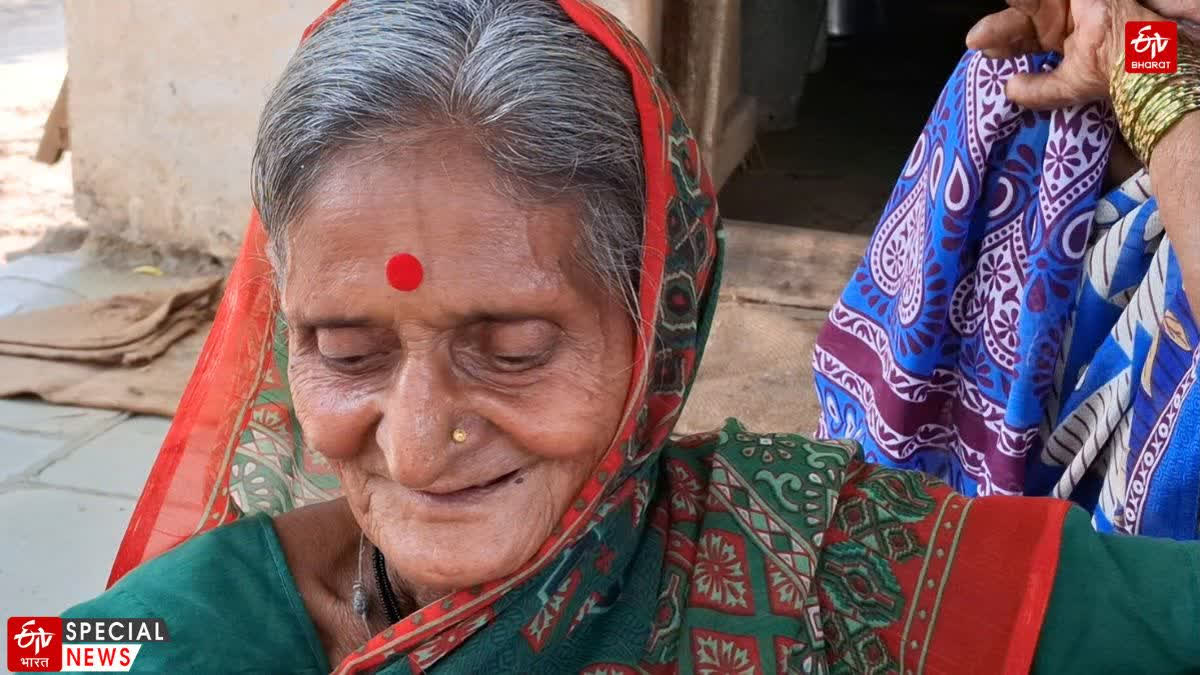 Abandoned by Love, Embraced by Faith: The Lives of Leprosy-Free Women at Tapovan