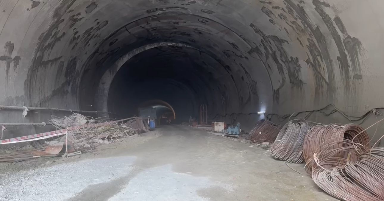 Deod Tunnel Construction Stopped by Contractors in Mandi