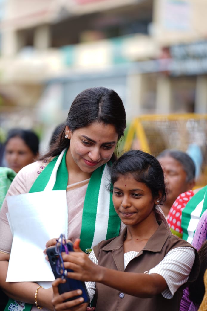 Channapatna by-election: NDA-Congress candidate campaigning heavily