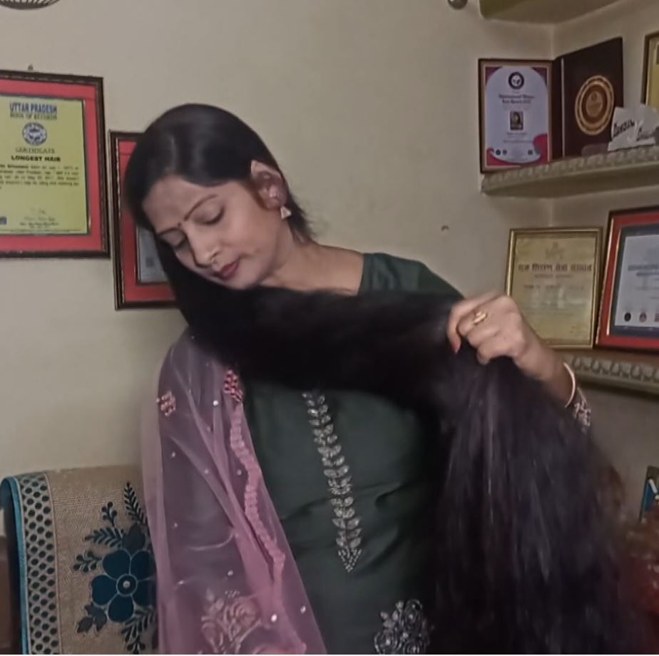 Longest Hair In The World Female 2023