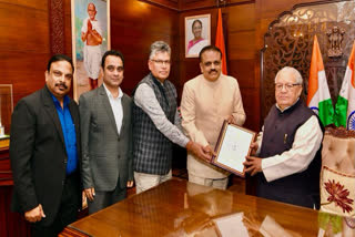 Election officials meeting with Rajasthan Governor Kalraj Mishra