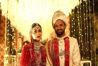 Mukesh Kumar and wife Divya Singh