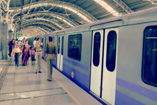 Electrical fault in Kolkata metro