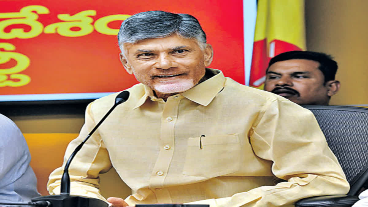 cm_chandrababu_to_mumbai_for_fadnavis_cm_oath_ceremony