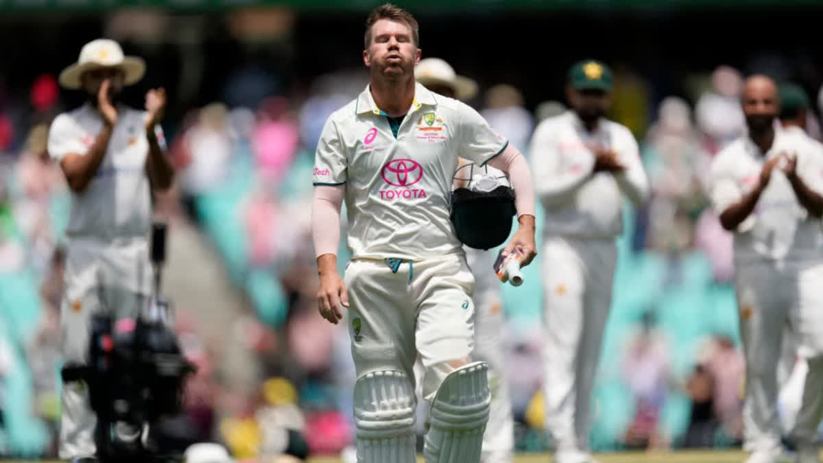 DAVID WARNER RETIRED FROM TEST CRICKET HE SCORED A HALF CENTURY IN HIS LAST INNINGS