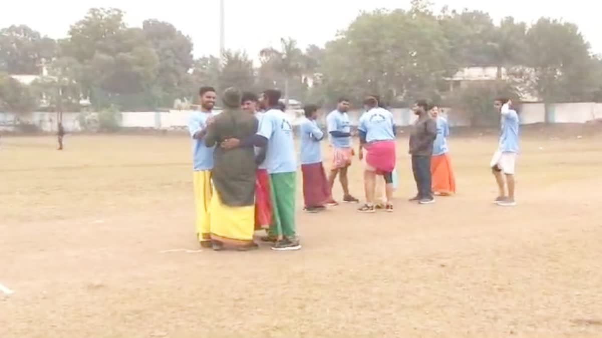 Sadhu Cricket Tournament commentary in Sanskrit