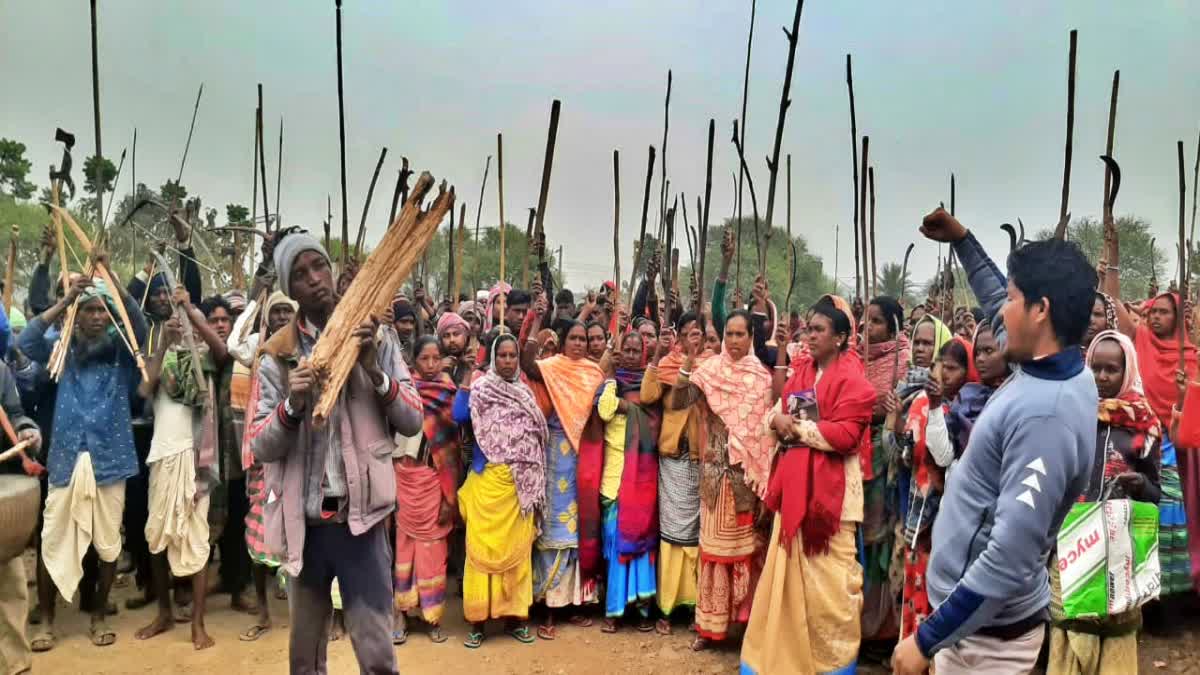 Villagers protest in Shikaripara