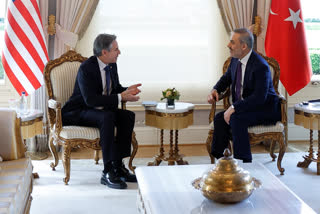 U.S. Secretary of State Antony Blinken, left, meets with Turkish Foreign Minister Hakan Fidan at Vahdettin, a private residence of the Presidency, in Istanbul, Turkey, Saturday, Jan. 6, 2024. (Evelyn Hockstein/Pool Photo via AP)