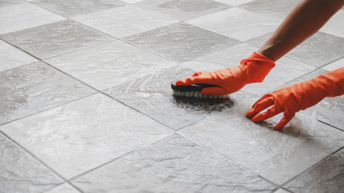 TILE FLOOR CLEANING HACKS