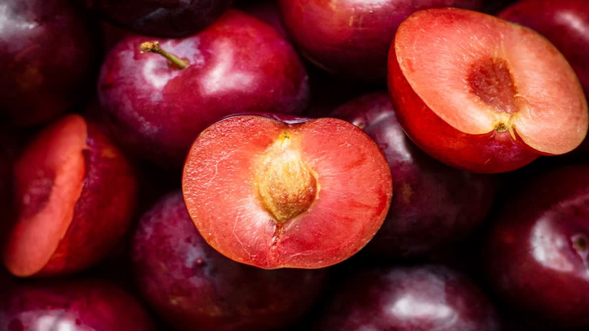 PLUM HEALTH BENEFITS  പ്ലംസിന്‍റെ ആരോഗ്യ ഗുണങ്ങൾ  PLUM BENEFITS FOR SKIN  PLUM FRUIT